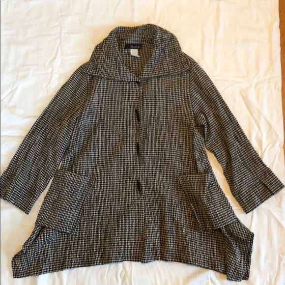 Button Up Trench Coat Style Shirt - Picture 1 of 7